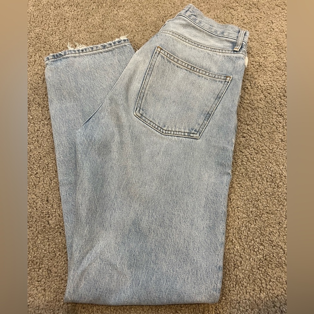 Agolde straight leg high rise jeans- great condition- from Aritzia- size 23-